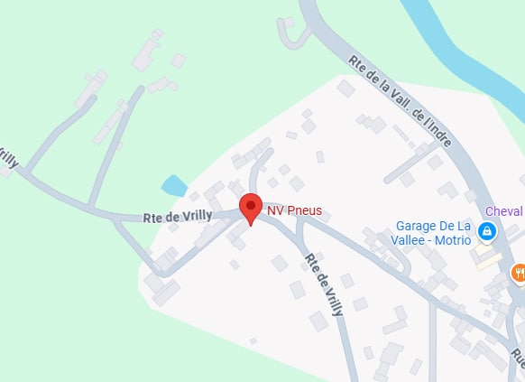 Plan détaillé de quartier centré sur NV Pneus, Garage De La Vallee - Motrio, Cheval, rues Rte de Vrilly et Rte de la Vall. de l'Indre.